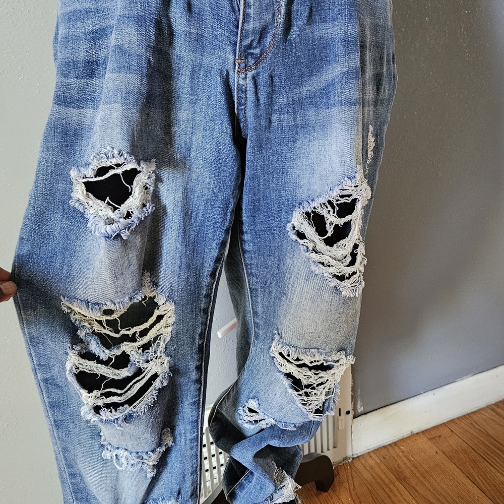 Rue21 Distressed Blue Jeans